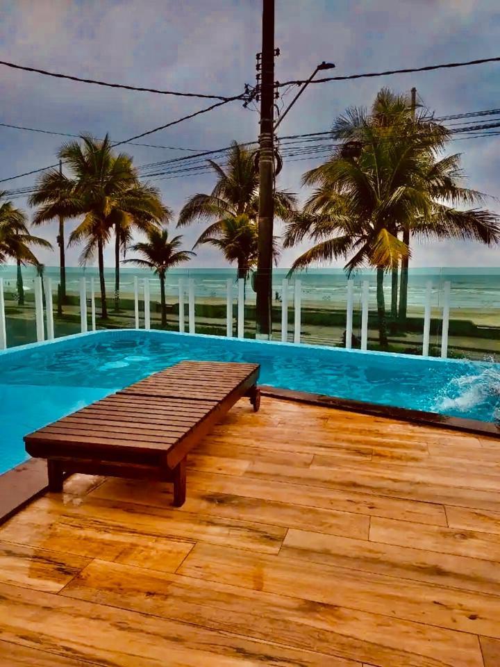 Mongagua Com Vista Para O Mar Pe Na Areia Экстерьер фото