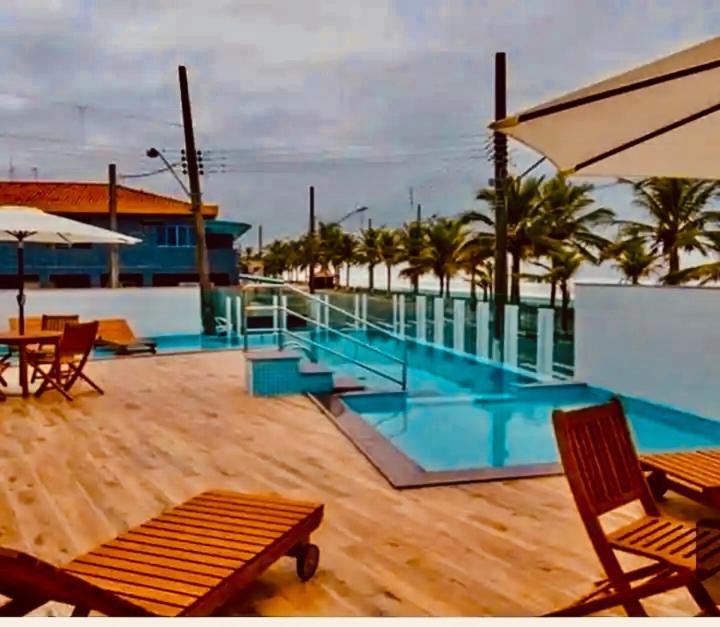 Mongagua Com Vista Para O Mar Pe Na Areia Экстерьер фото